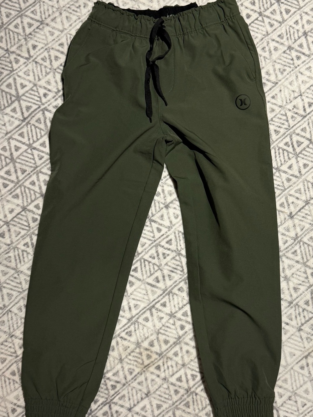 Hurley Boys Woven Performance Joggers Olive Green Size 7/8 NWOT
